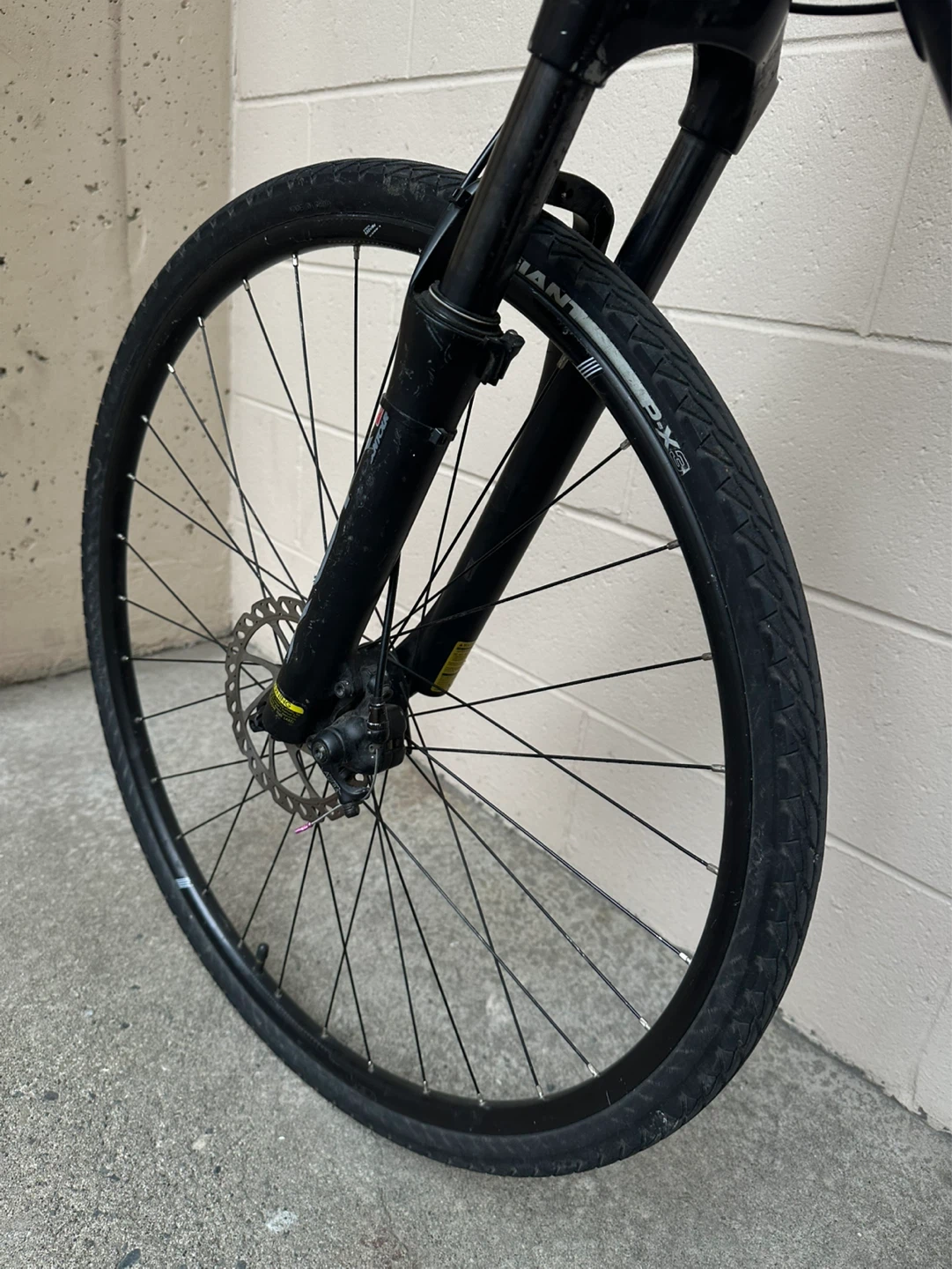 GT Avalanche 2.0 Mountain Bike (XS size) - photo 3