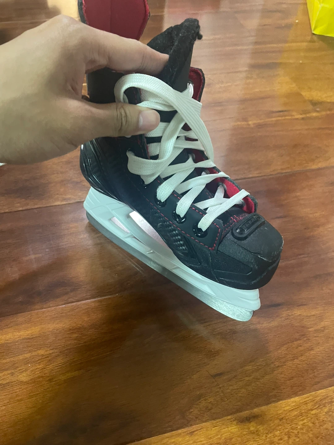 Bauer Hockey Skates - photo 2