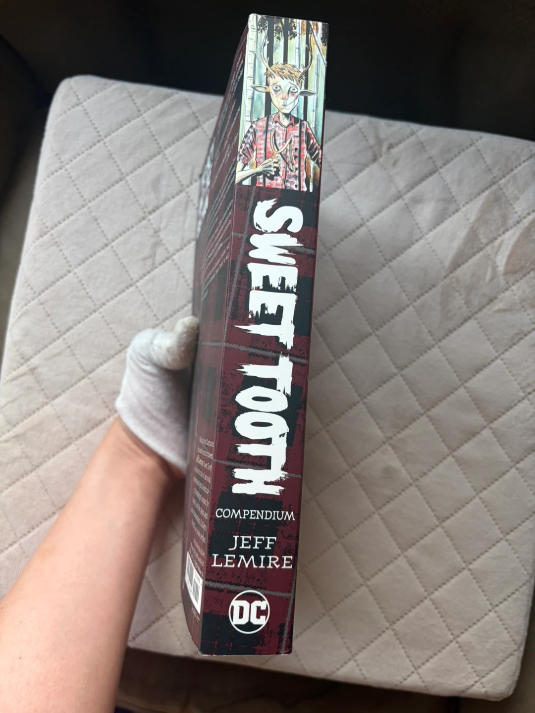 Jeff Lemire Sweet Tooth Compendium DC Black Label Graphic Novel - photo 3