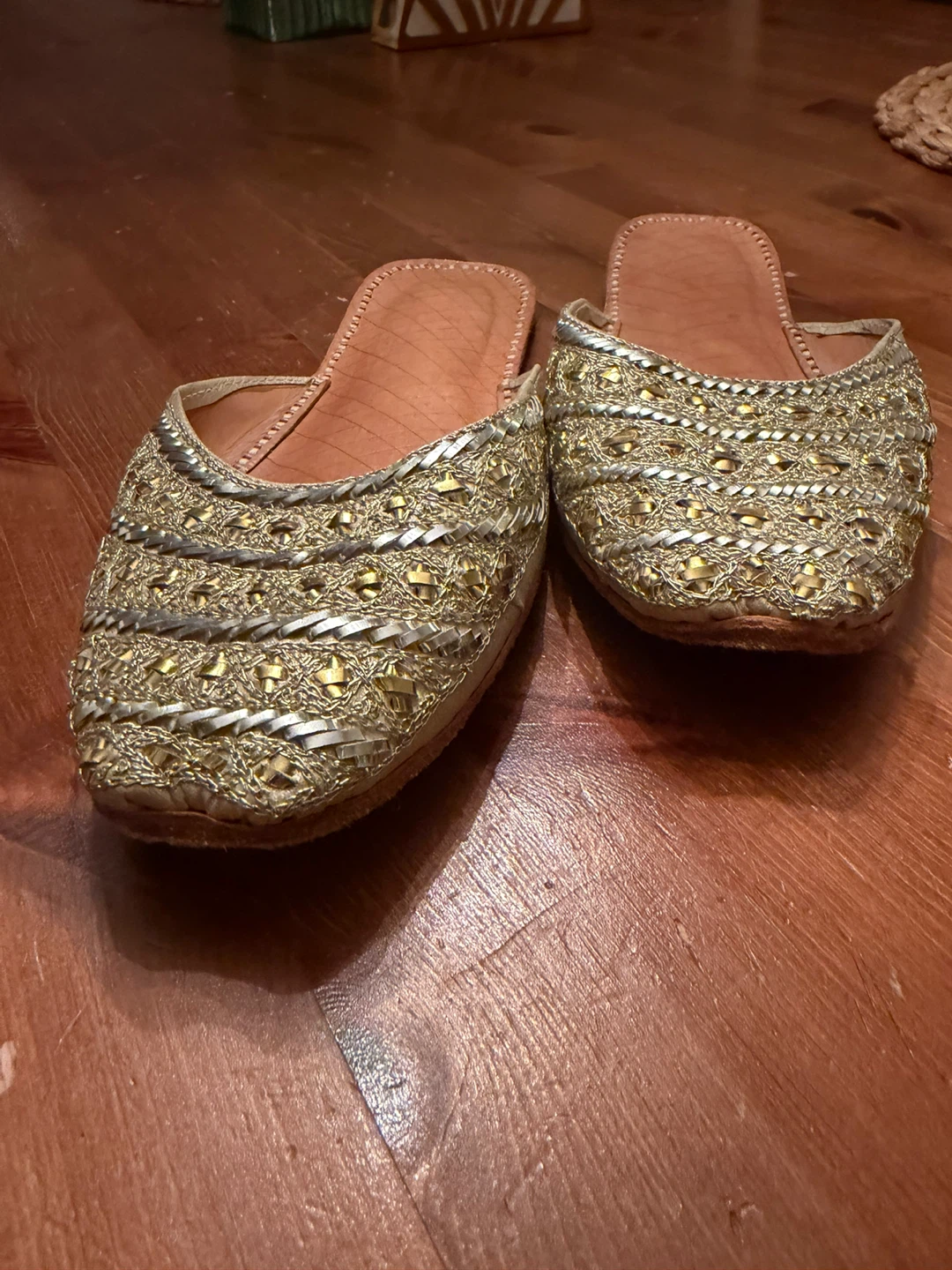 Gold slip on  Pakistani sleepers - photo 2