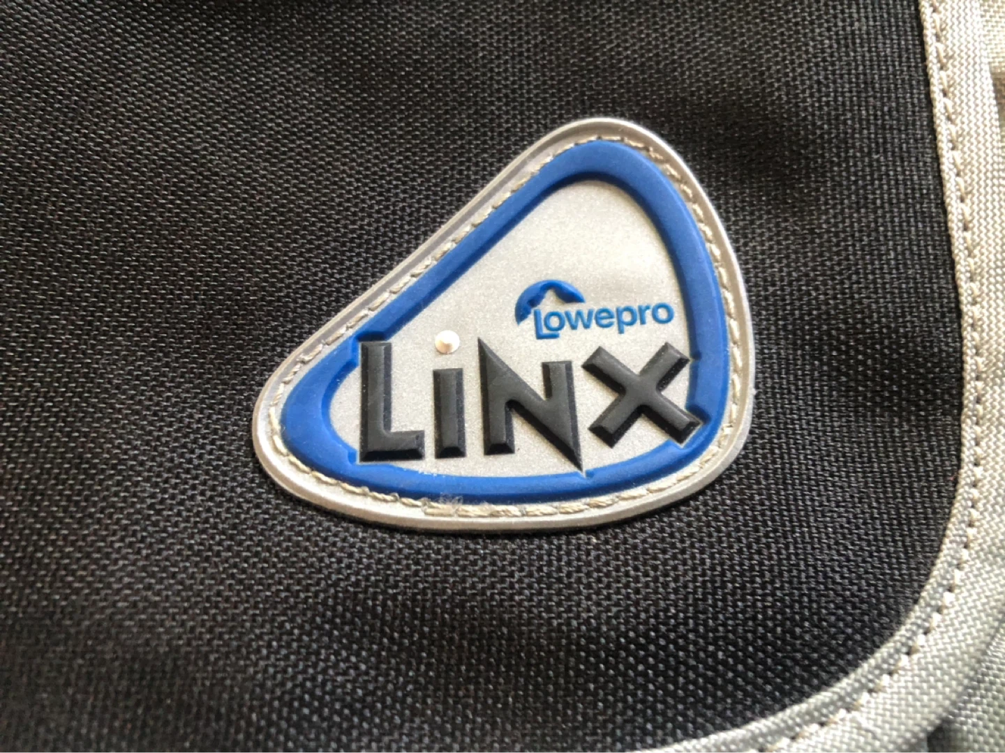 Lowepro Linx Messenger Bag - photo 2