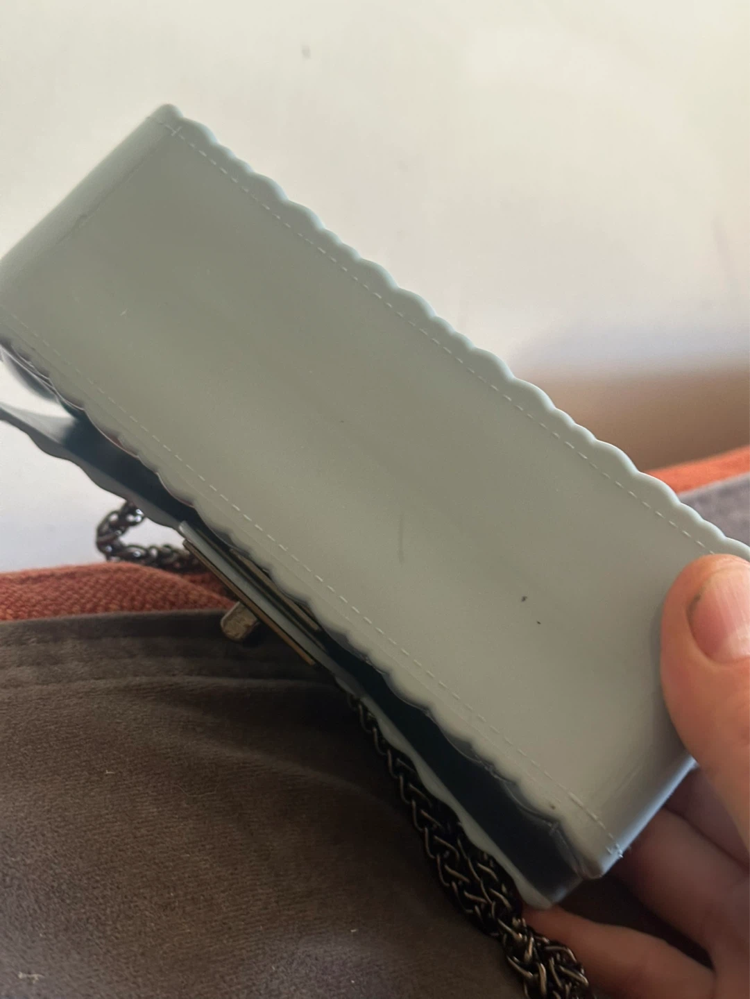 MINISO Silicon Molded Mini Chain Flap Bag - photo 4