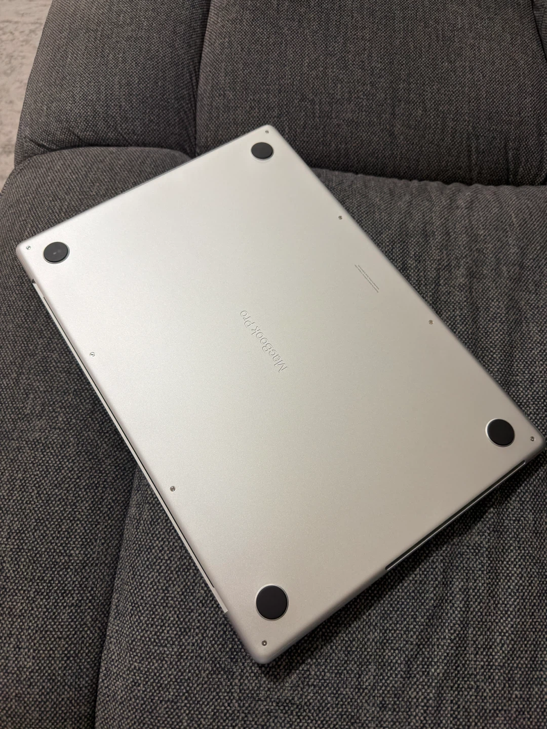 Apple MacBook Pro 16-Inch M3 - 512gb - photo 3
