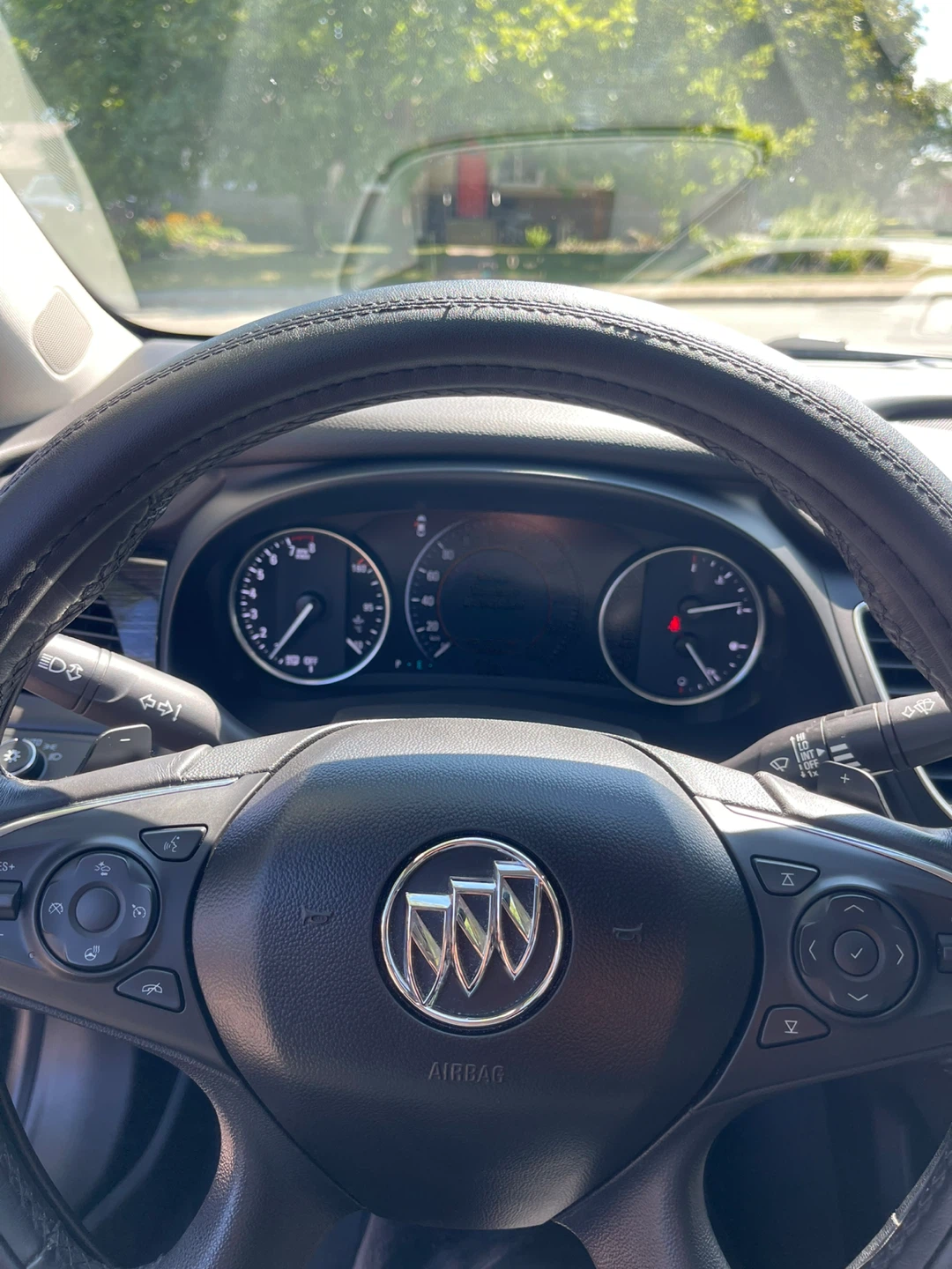 Black Buick Car - photo 4