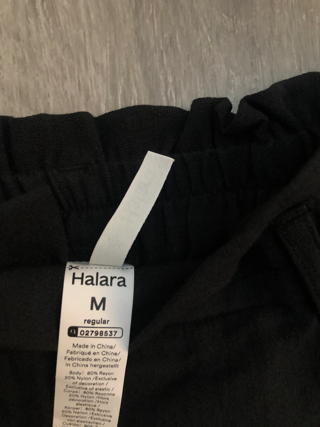 Halara Capri Pants - photo 2