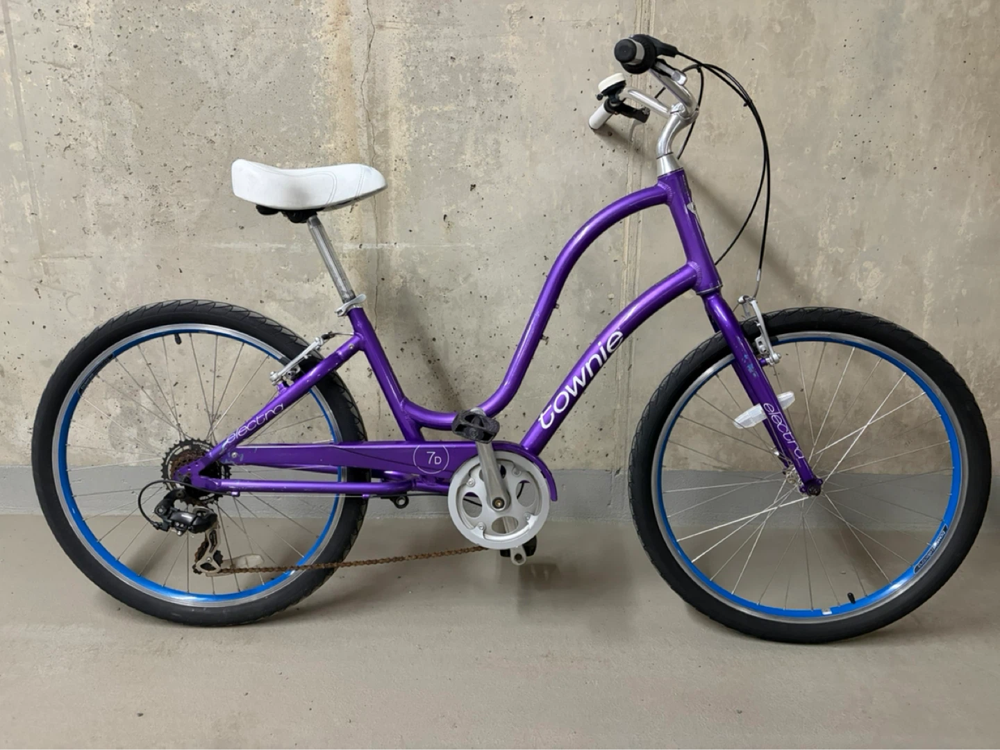 7 Speed Townie Electric Bike - Purple
