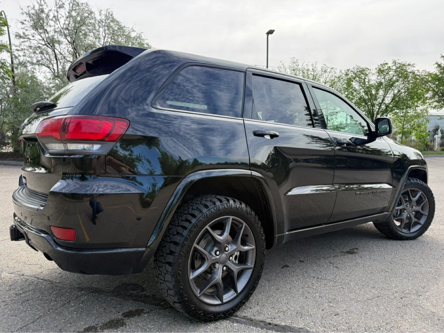 2021 Jeep Grand Cherokee Limited 80th Anniversary Edition - photo 3