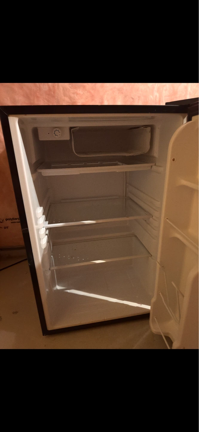 Haier Coors Light Mini Fridge - photo 2