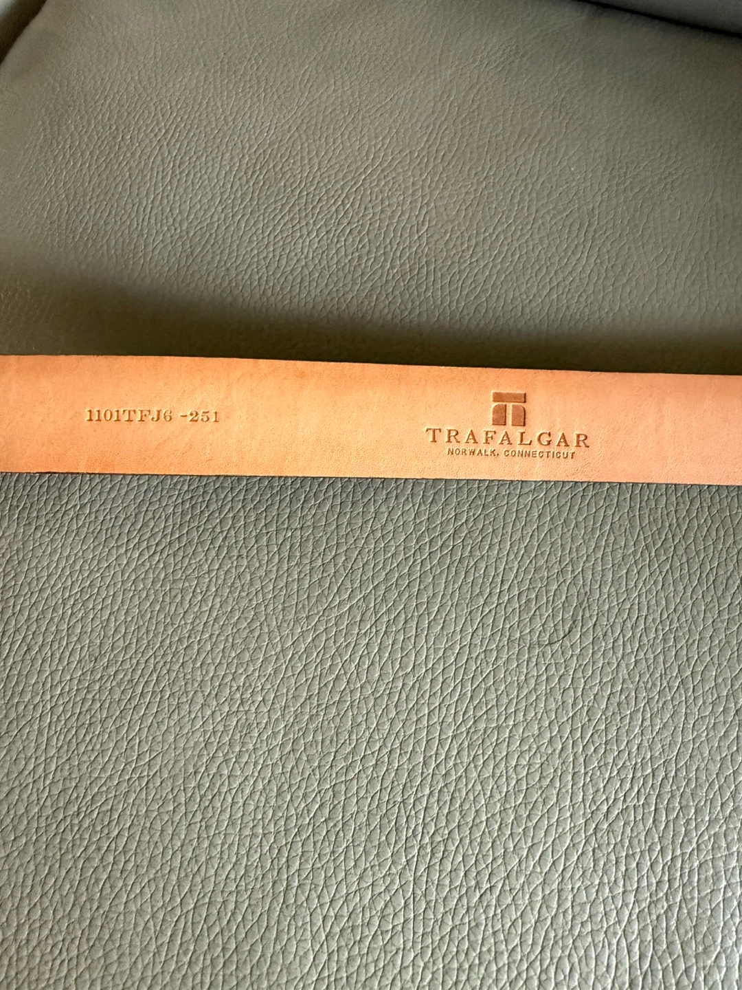 Trafalgar Italian Calfskin Belt – Brand New - photo 2