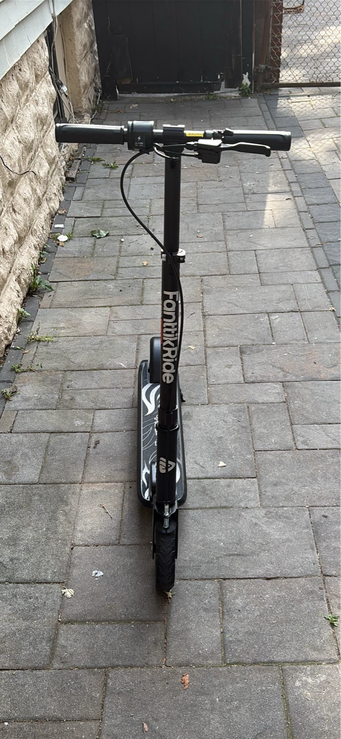 FontixtiRide Electric Scooter - photo 2