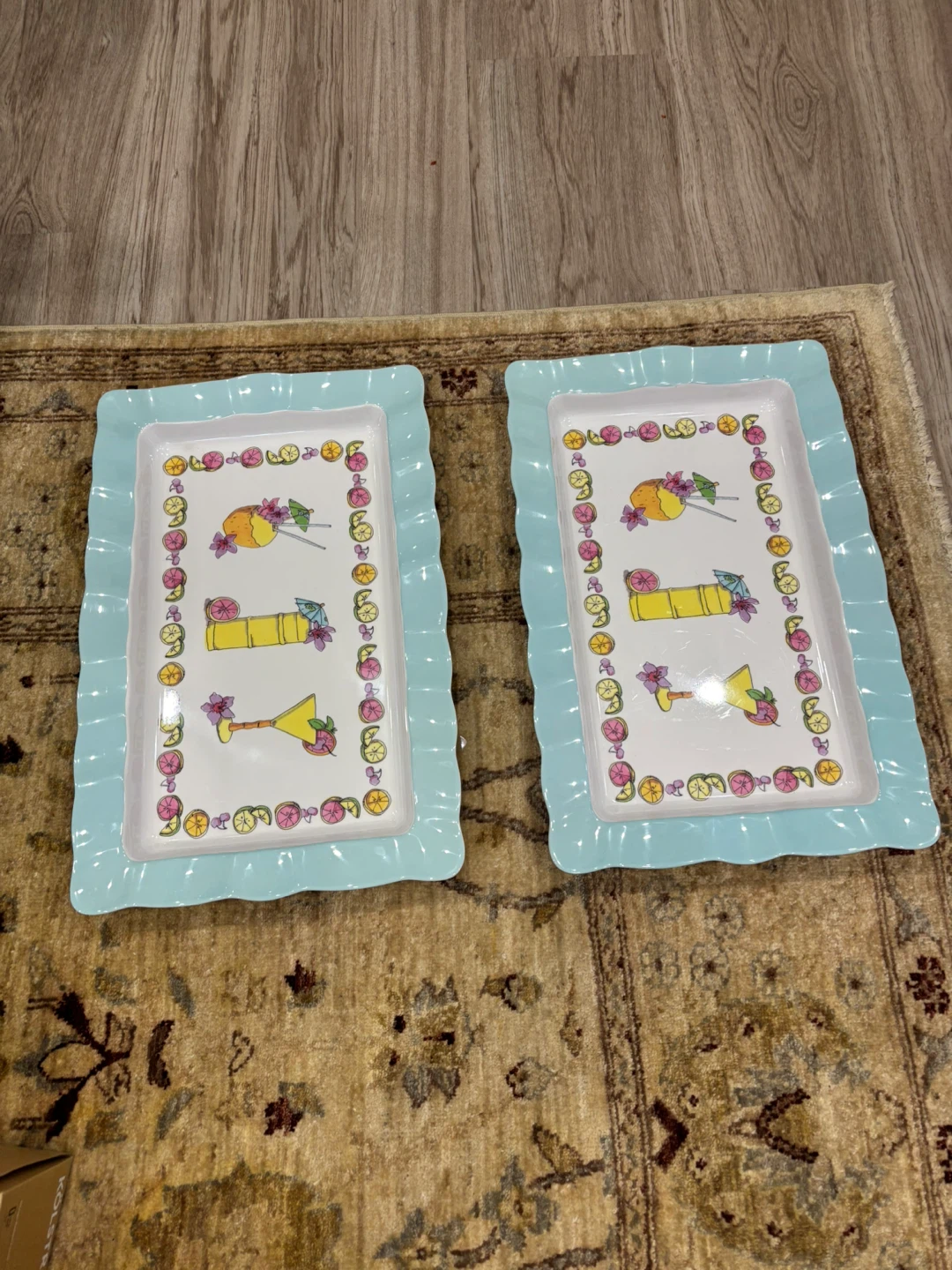 Set of 2 Cocktail Trays - photo 3