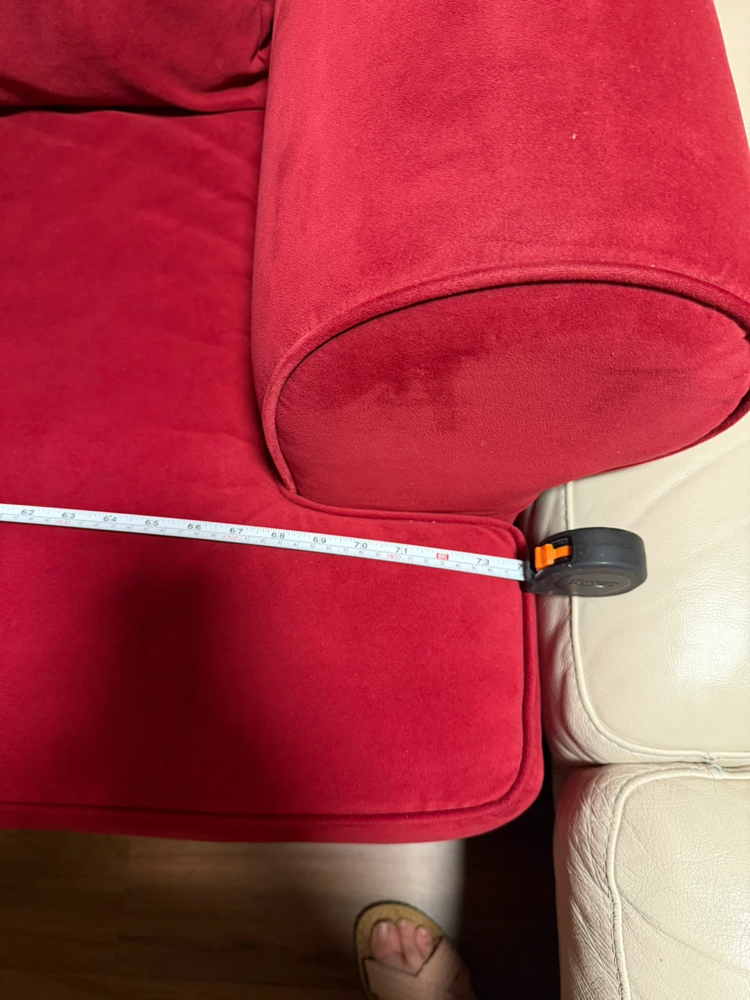 Red Sofa - photo 5