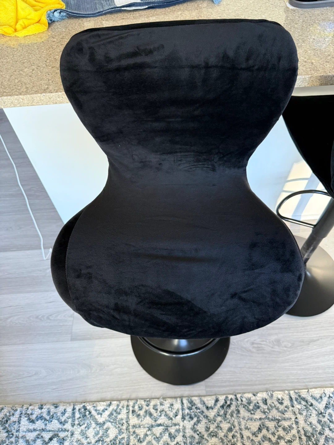 Set of 2 Velvet covered barstools - photo 3