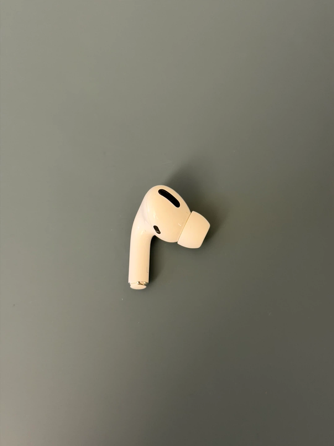 Apple AirPods Pro (Left Earbud)