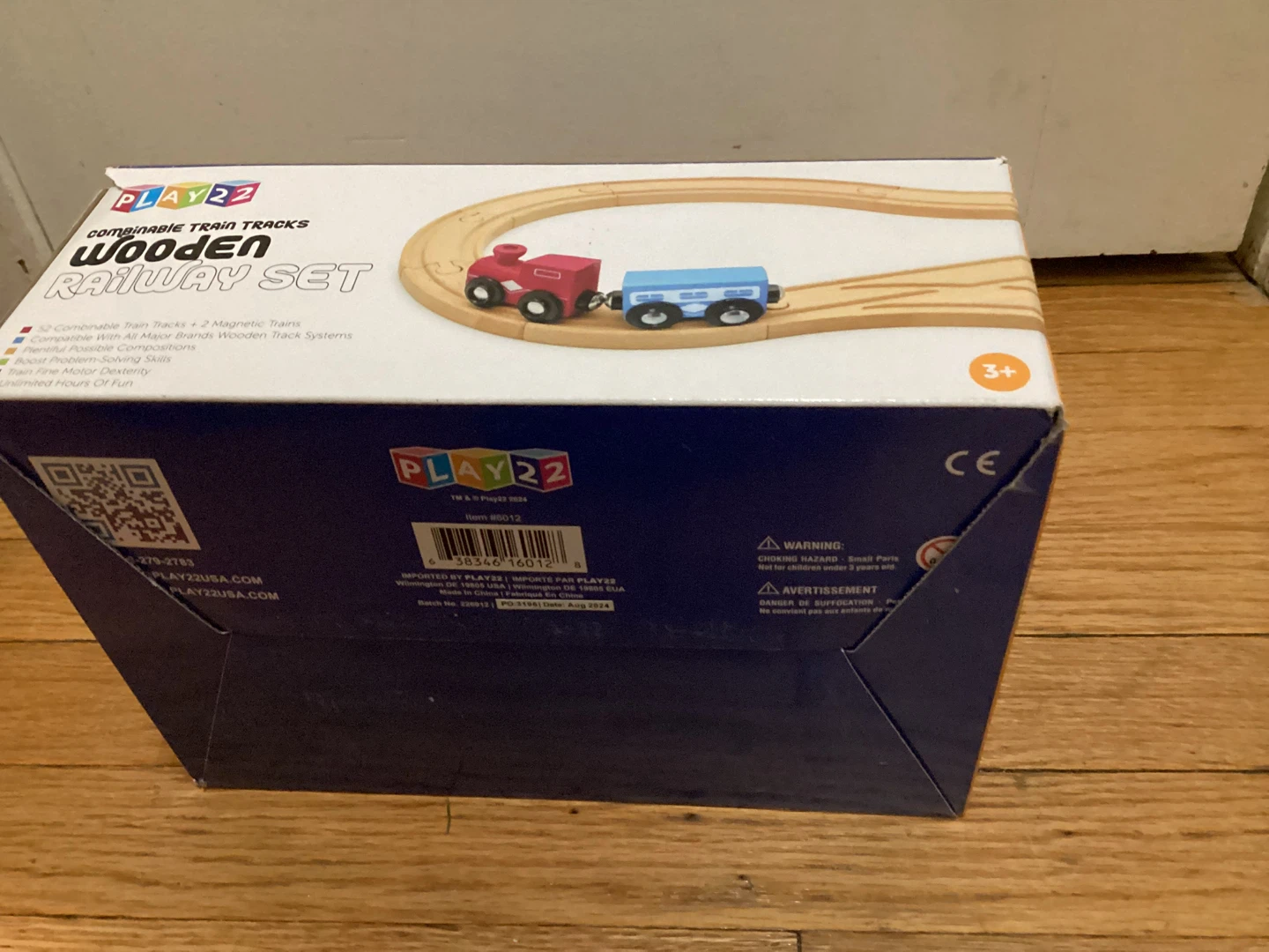 Play22 Wooden Railway Set - Expandable Train Tracks - photo 2