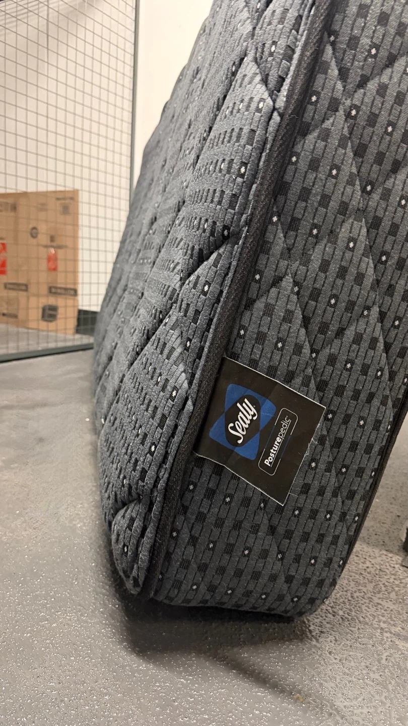 Sealy Posturepedic Twin Mattress - photo 2