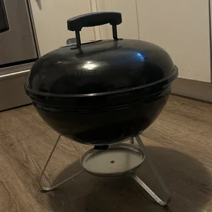 Black Kettle BBQ Grill
