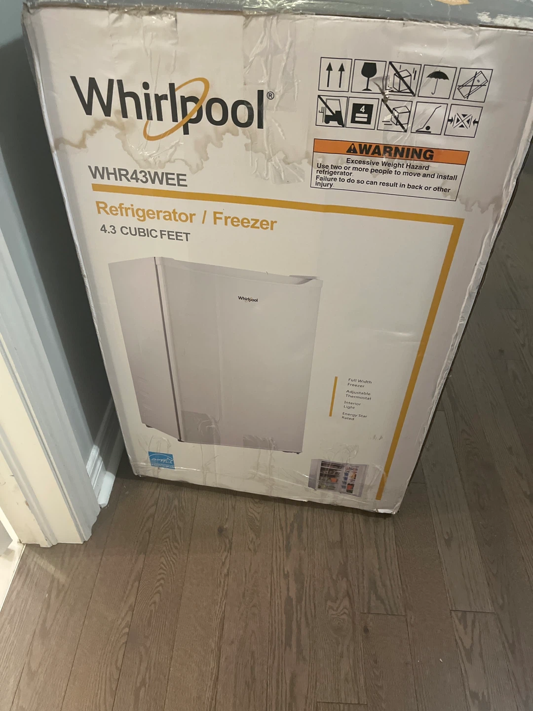 Whirlpool WHR43WEE Refrigerator/Freezer - 4.3 Cubic Feet