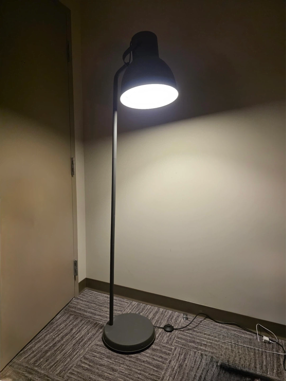 IKEA HEKTAR Floor Lamp - Dark Gray - photo 3