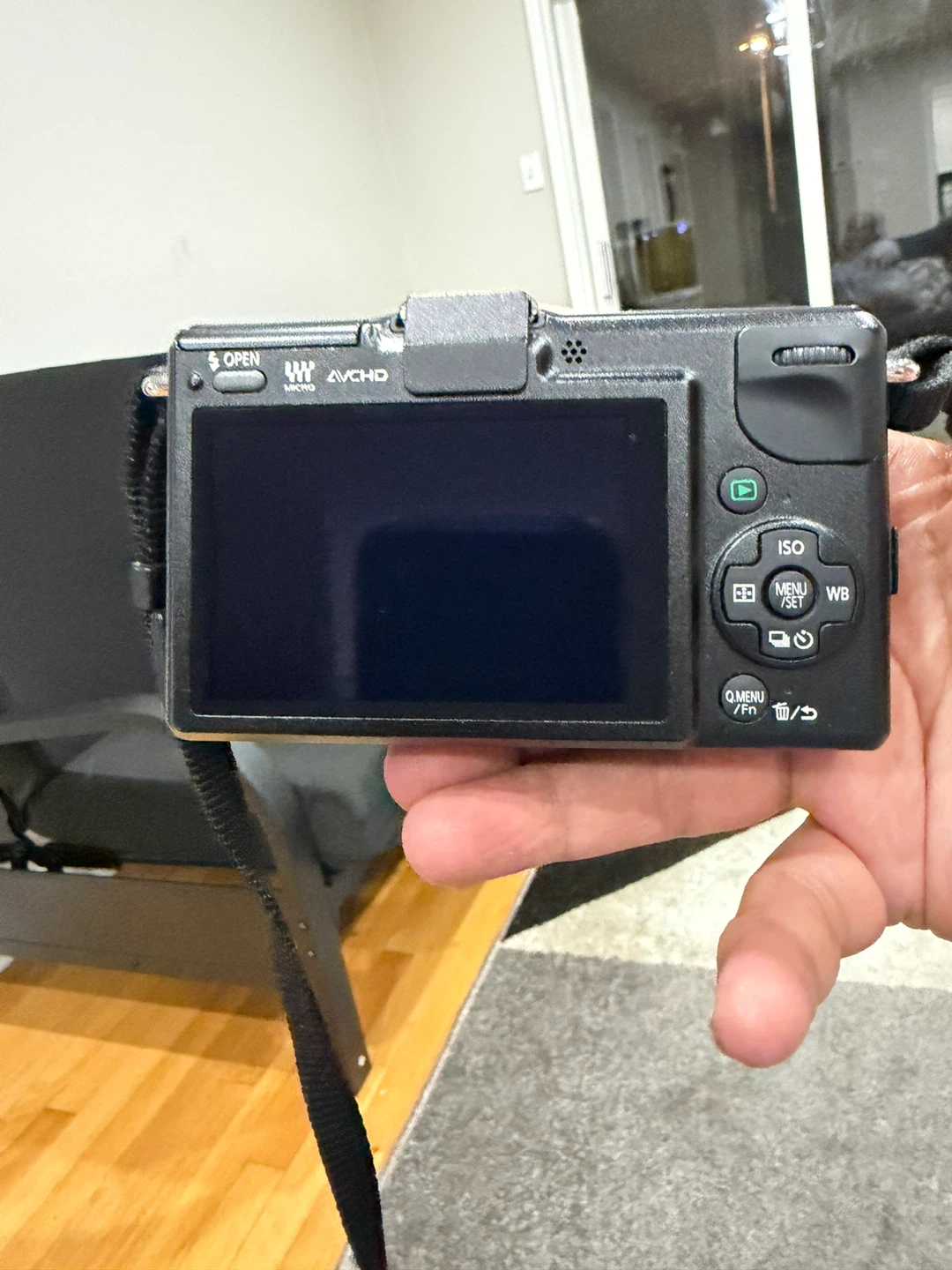 Panasonic Lumix GF2 Mirrorless Camera with 14-42mm Lens - photo 2