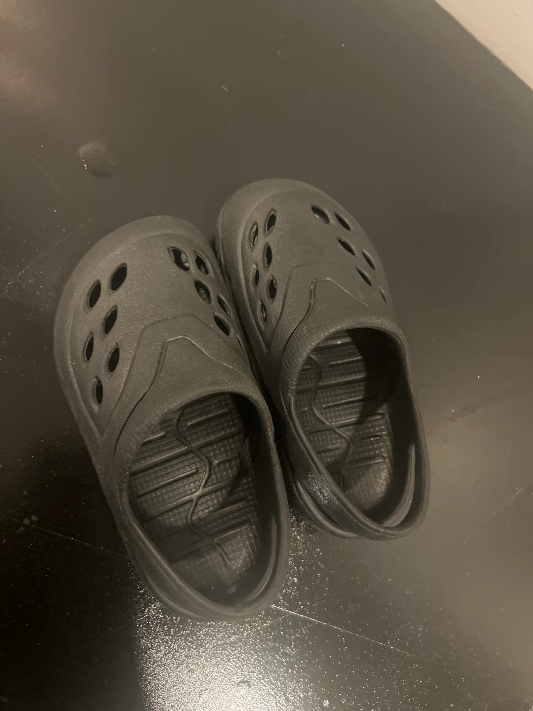 Black Slip-On Clogs Size 5