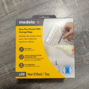 Medela Easy Pour Breast Milk Storage Bags - 50 Count