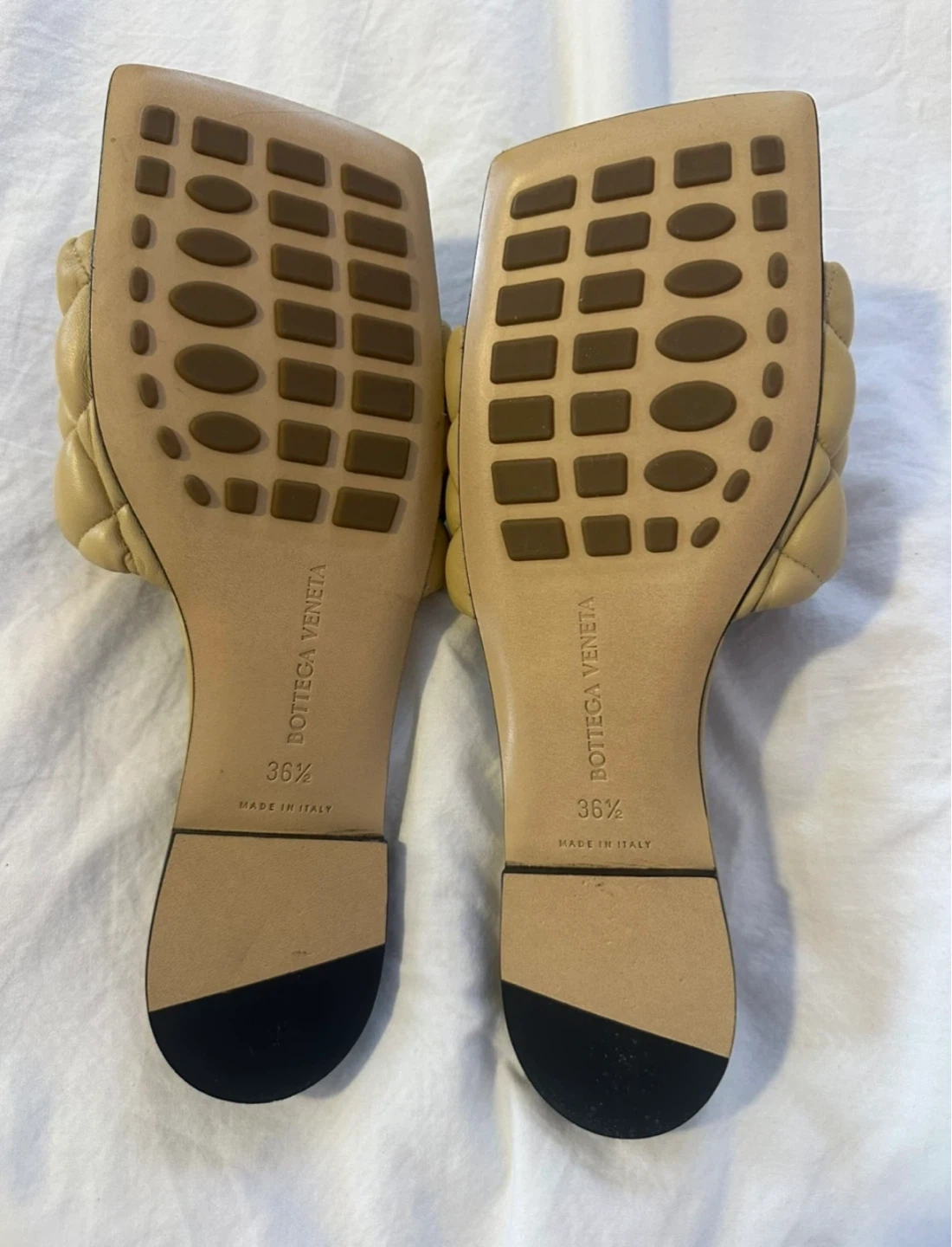 Bottega Veneta Padded Sandals Size 36.5 - photo 2