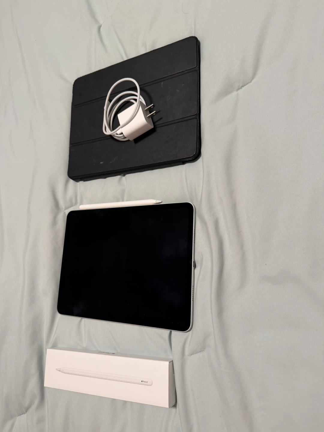 Apple iPad Pro with Apple Pencil and Charger - photo 3