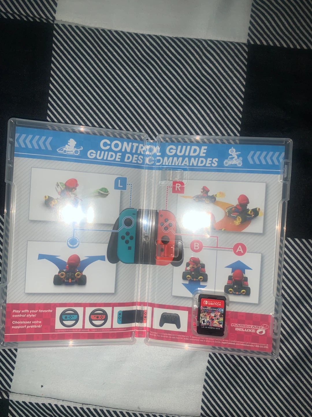 Nintendo Switch Mario Kart 8 Deluxe Game - photo 2
