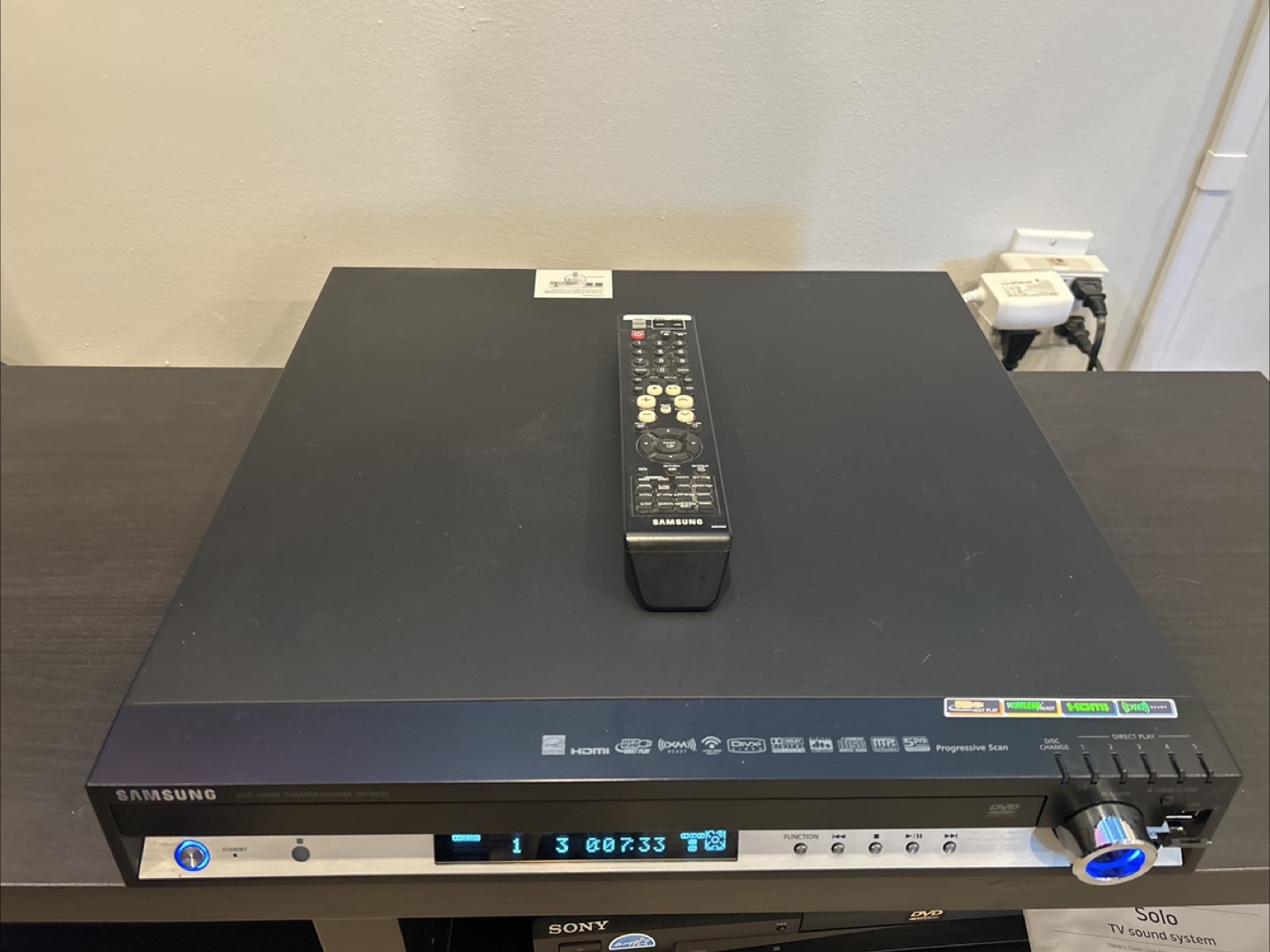 Samsung DVD Home Theater System HT-D550 - photo 3