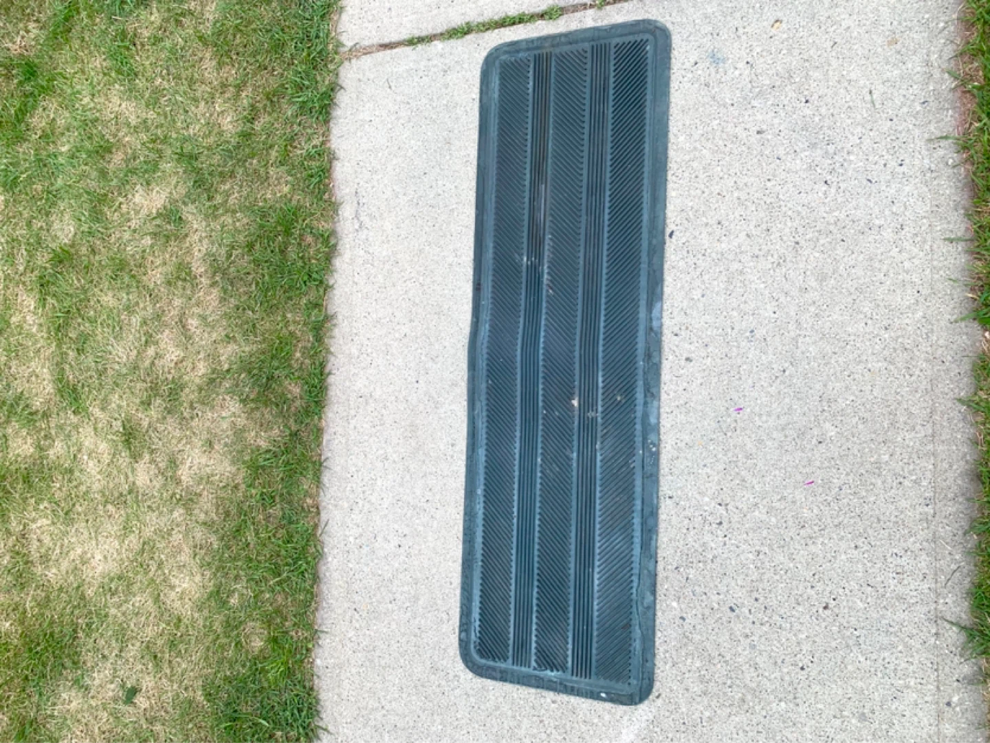 Rear Floor Mat Truck Floor Mat Rubber Car Mat Heavy Duty - photo 2