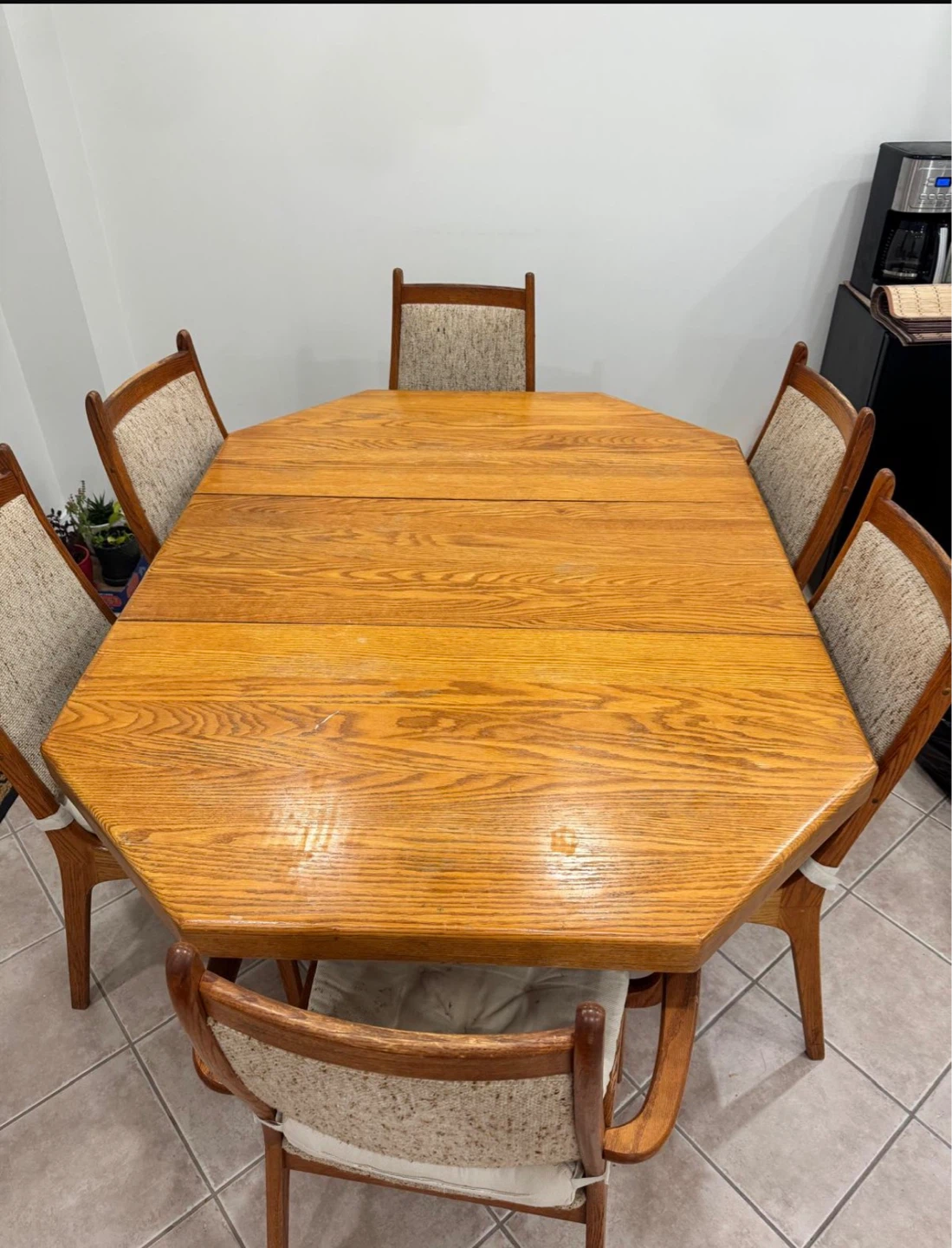 Oakwood Dining Table with 6 Chairs