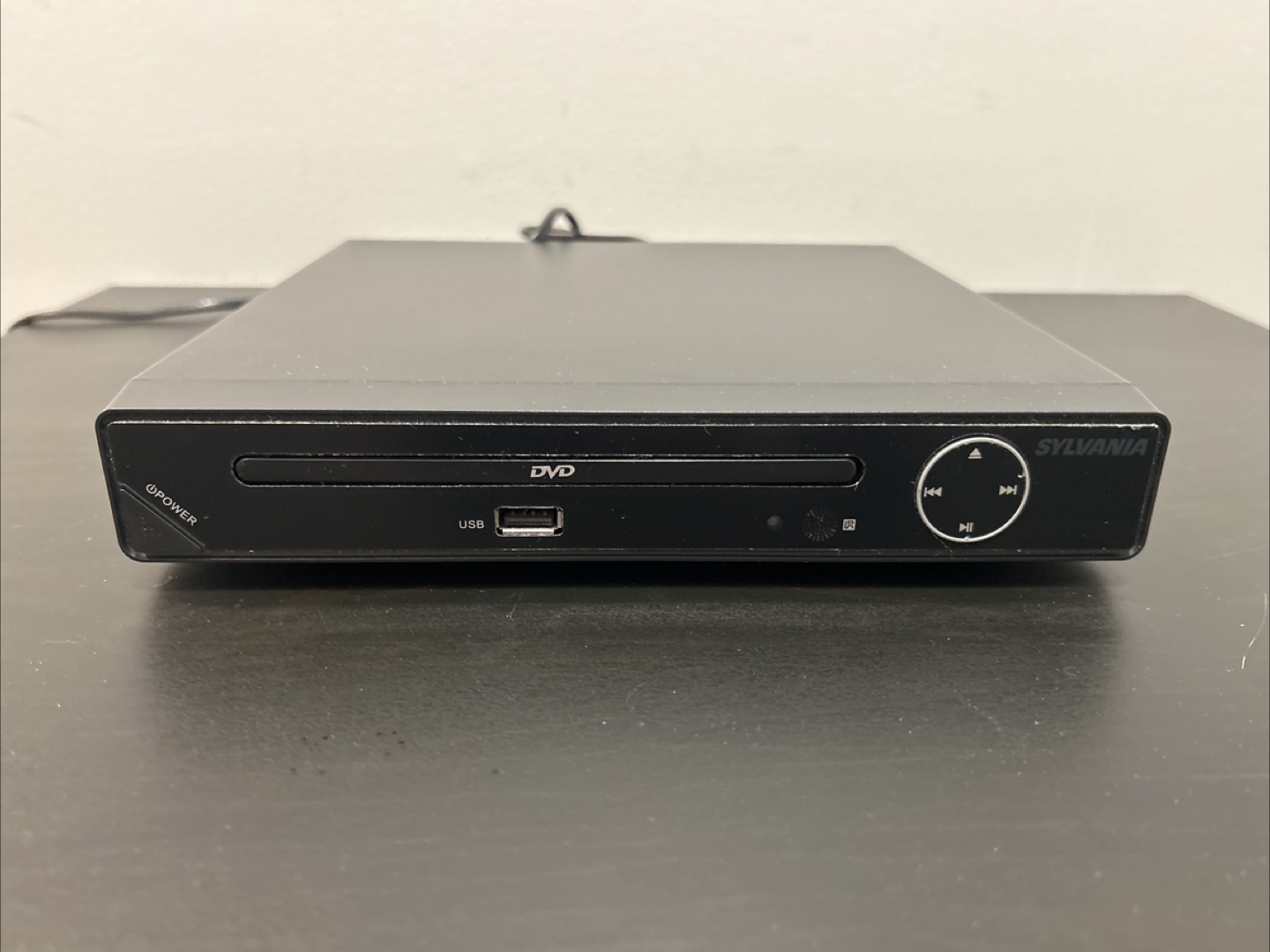 Sylvania DVD Player with Remote and HDMI Cable