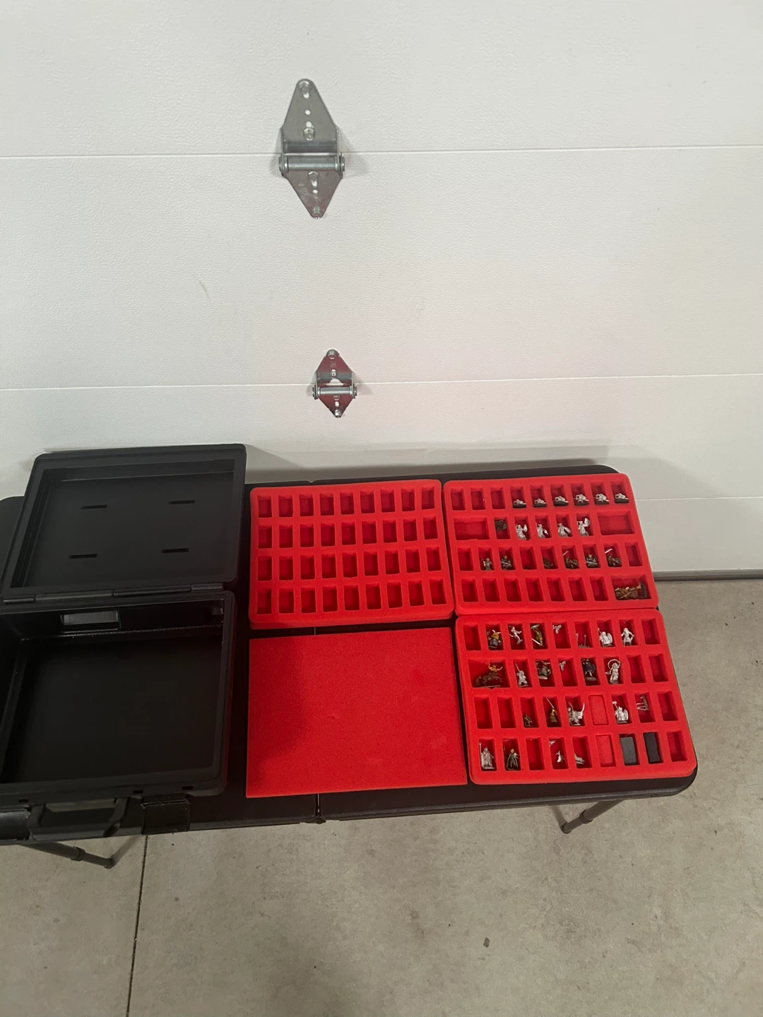 D&D Miniatures with Storage Case and Foam Trays