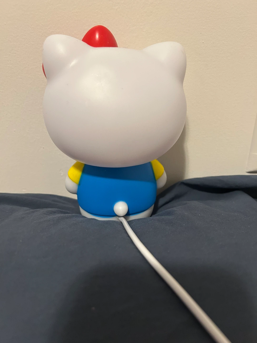 Hello Kitty Night Light Lamp - photo 3