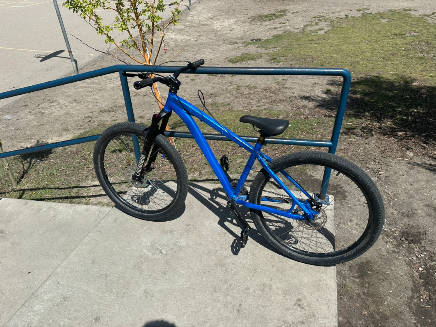 Dirt jumper