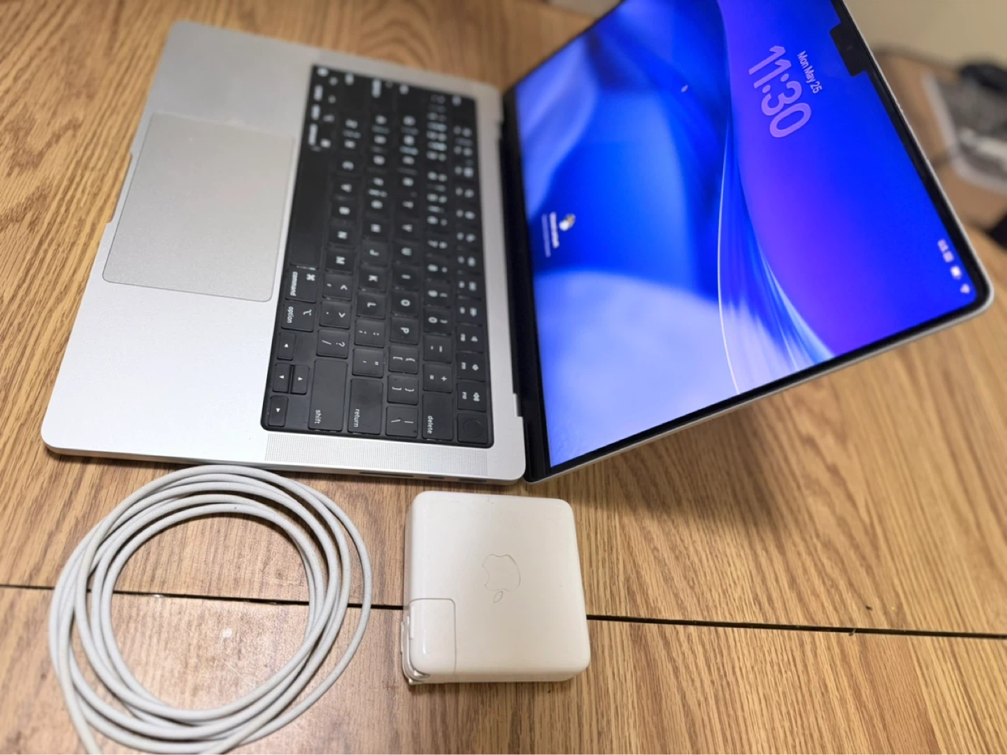 Apple MacBook Pro 14” with Magic Mouse USB-C - photo 4