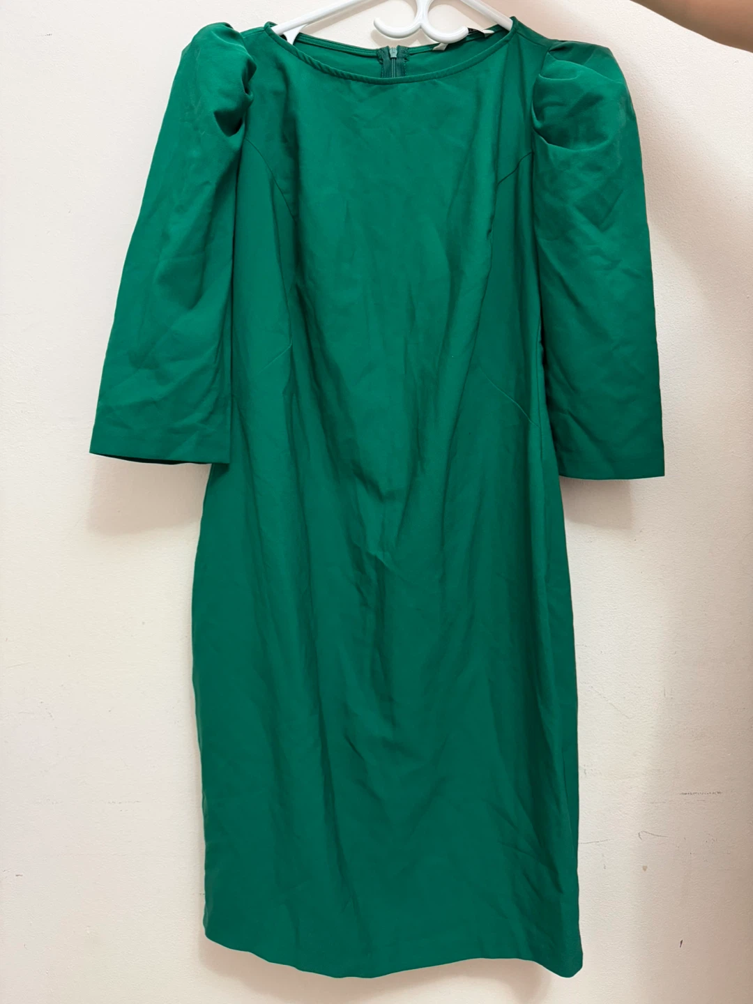 Green Dress with Puffy Sleeves