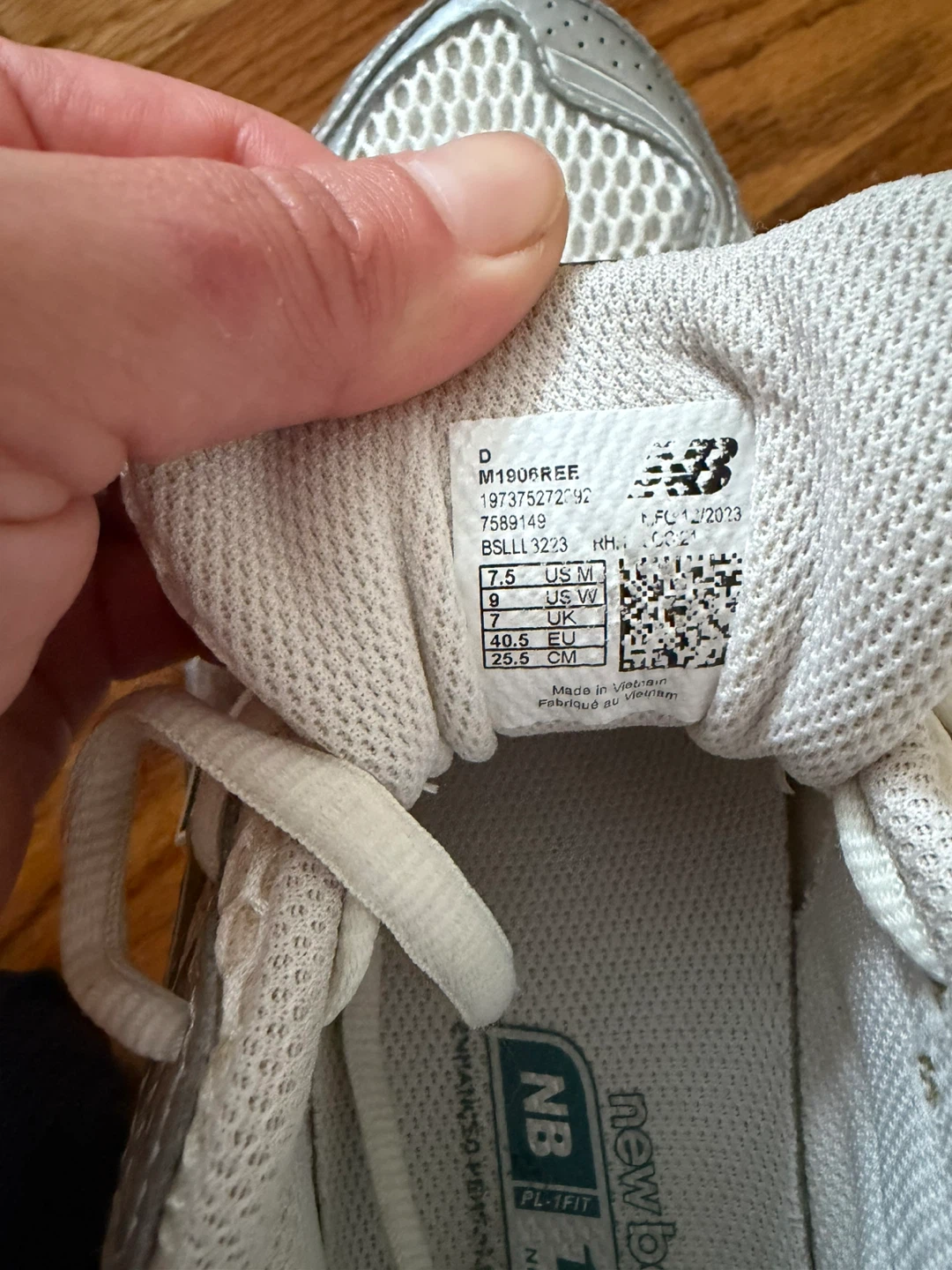 New Balance 1906R Running Shoes - Silver/White - Size 7.5 - photo 3