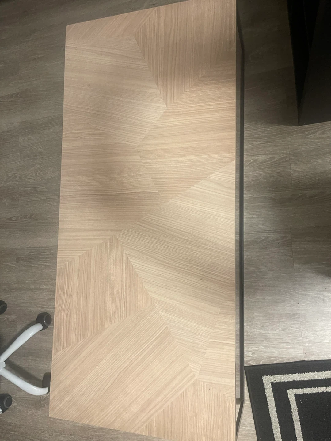 Modern Wood Grain Coffee Table