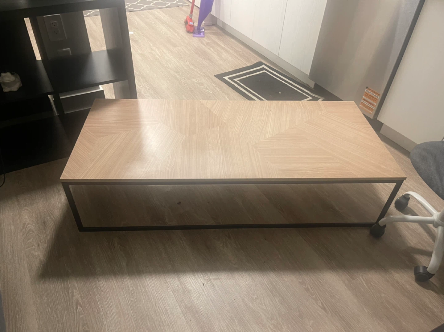 Modern Wood Grain Coffee Table - photo 3