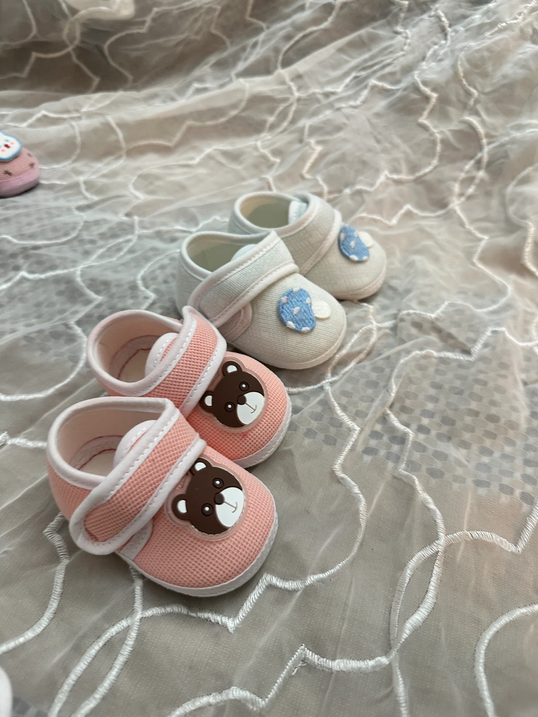 Baby Crib Shoes - Assorted Colours & Designs