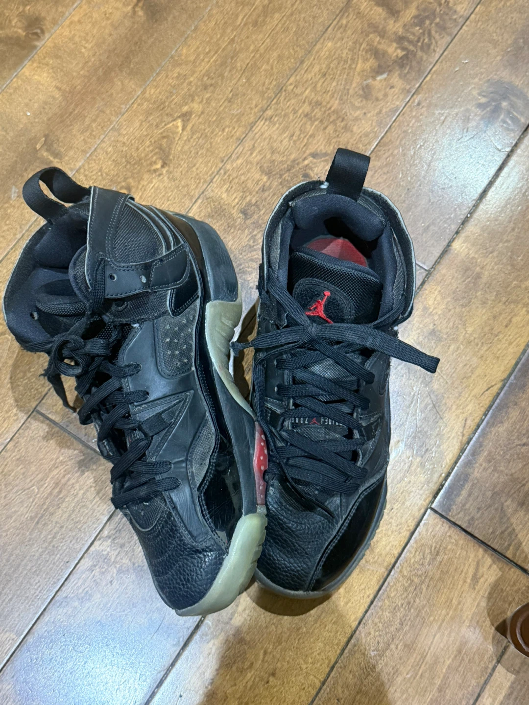 Jordan Jumpman Two Trey sneakers