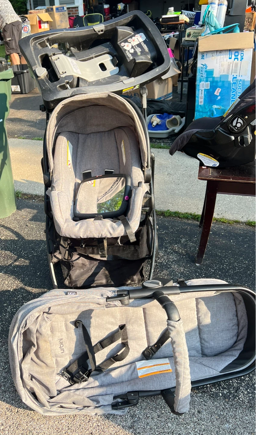 3pc. Urbini Stroller System with Car Seat Base