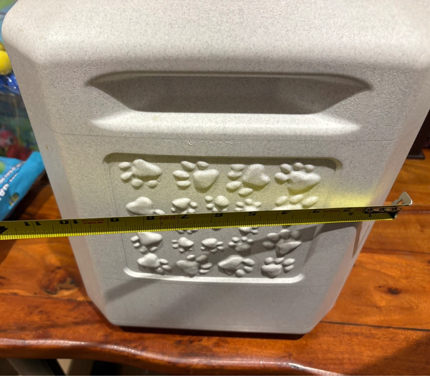 Large Paw Print Pet Food Storage Container - photo 3