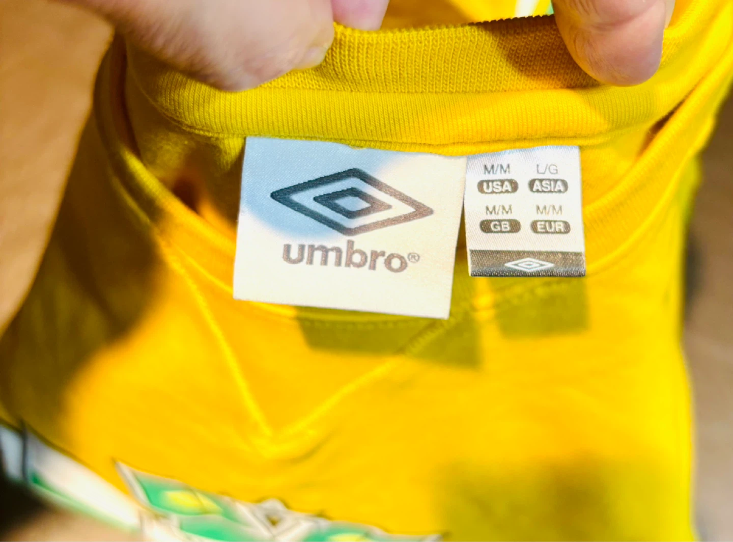 New Umbro Brazil Soccer Medium T-Shirt - photo 2