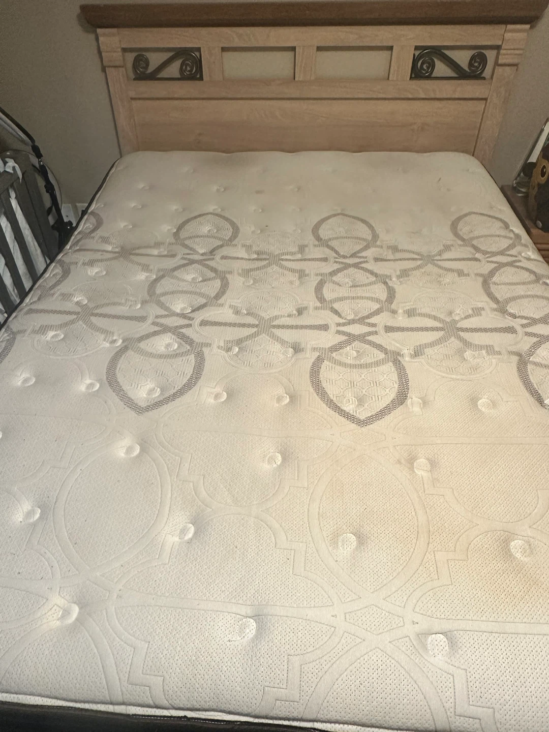Sealy Posturepedic Proback Titanium Mattress and Bed Frame