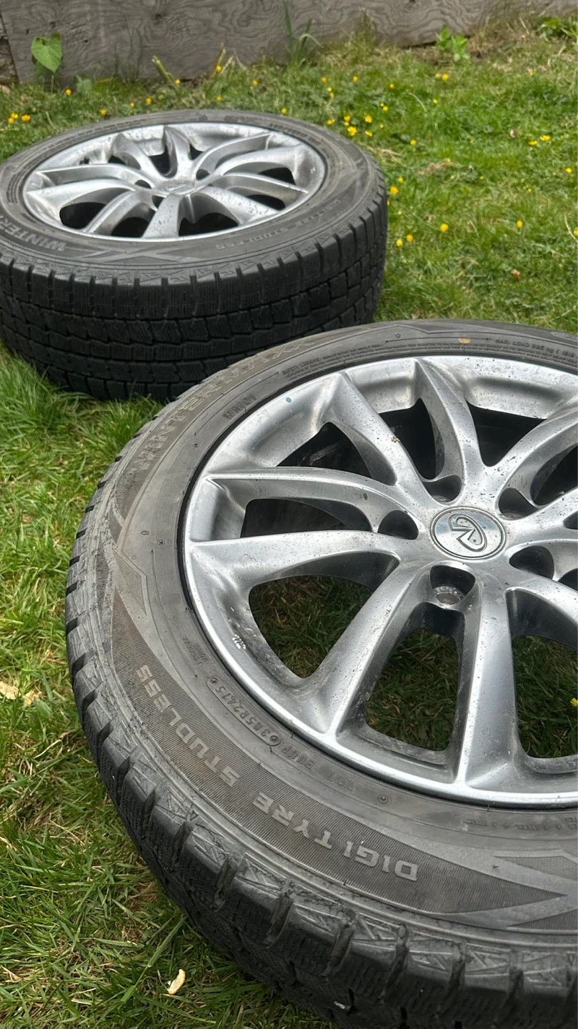 G37 Dunlop Winter Tires with Rims Set of 4 - photo 4