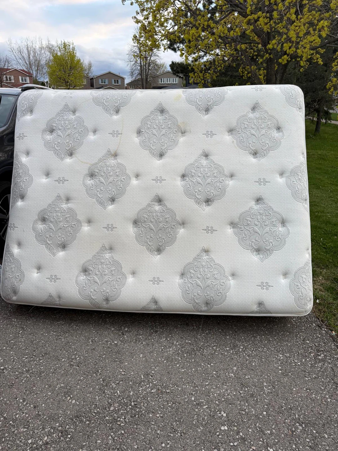 Queen Size Mattress with Box