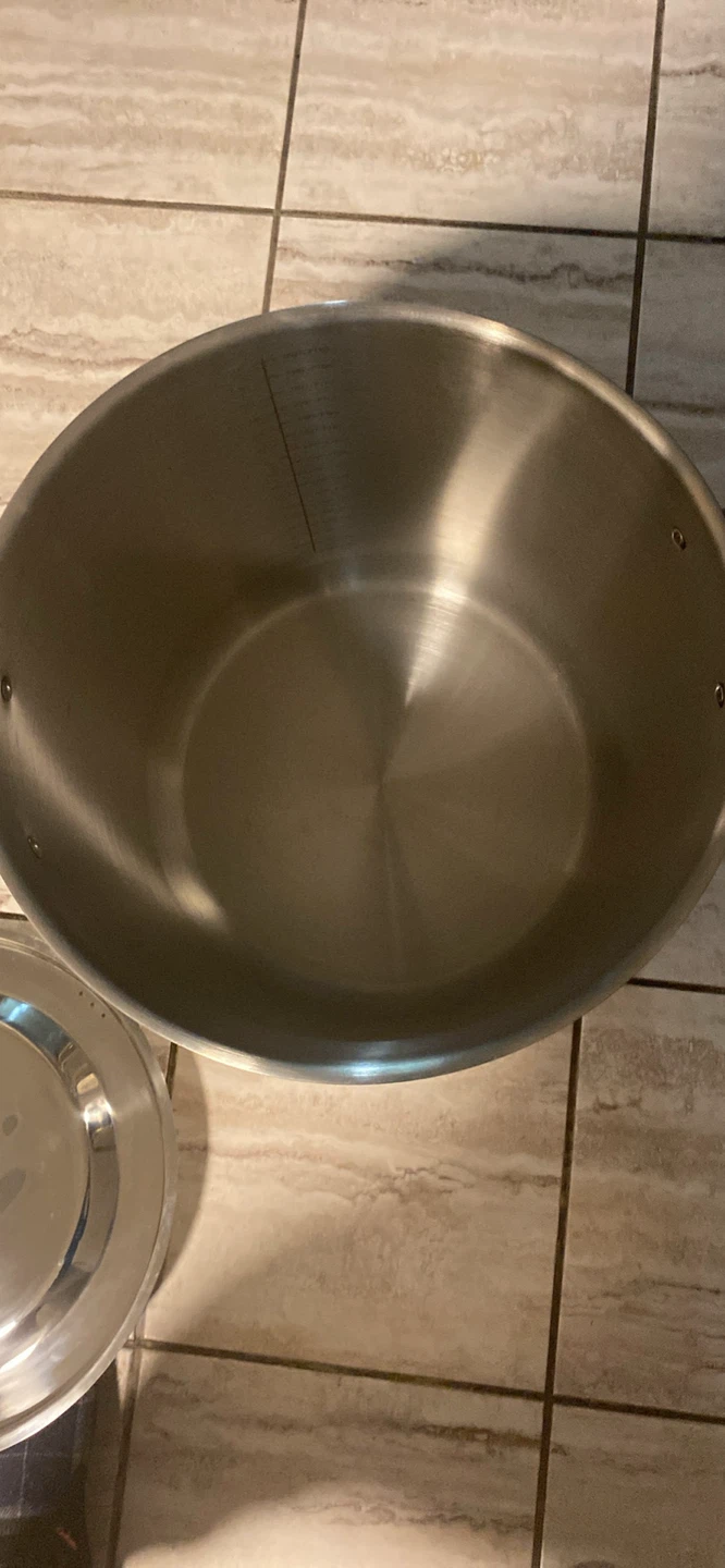 Large Stainless Steel Stock Pot with Lid. $80/OBO - photo 2